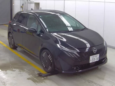 Nissan Aura