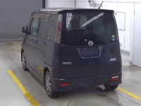 Nissan ROOX лот № 5561 оценка 3.5  с аукциона в Японии 1