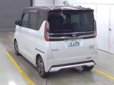 Nissan ROOX