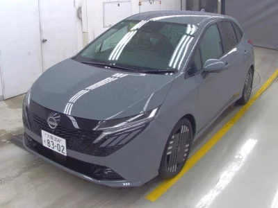 Nissan Aura