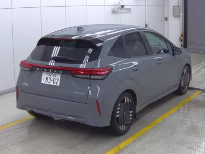 Nissan Aura