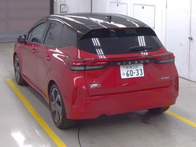 Nissan Aura
