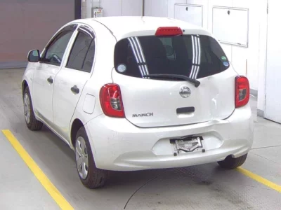 Nissan March