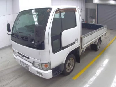 Nissan ATLAS  с аукциона в Японии