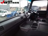 Isuzu GIGA лот № 5094 оценка R  с аукциона в Японии 2