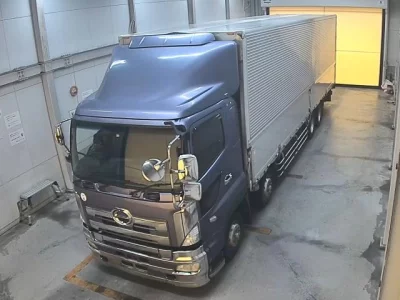 Hino TRUCK