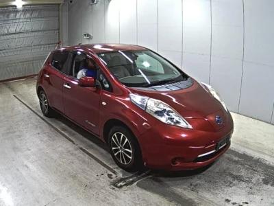 Nissan LEAF  с аукциона в Японии