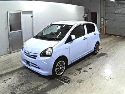 Toyota PIXIS EPOCH  с аукциона в Японии