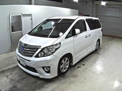 Toyota ALPHARD  с аукциона в Японии