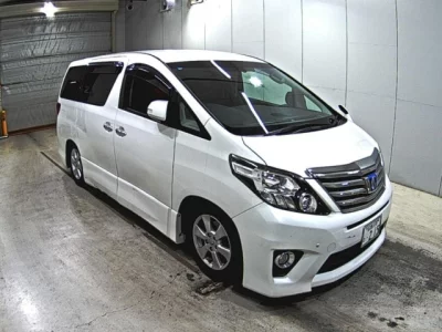 Toyota ALPHARD  с аукциона в Японии
