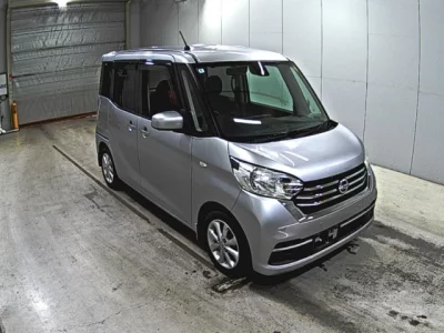 Nissan Dayz Roox