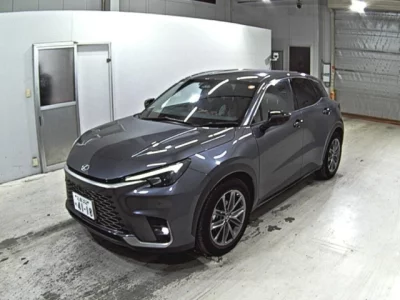 Lexus LBX  с аукциона в Японии