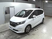 Honda FREED лот № 3008 оценка 4  с аукциона в Японии 3