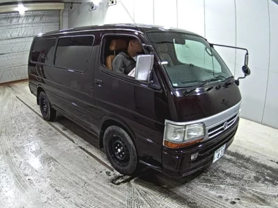 Toyota HIACE VAN  с аукциона в Японии