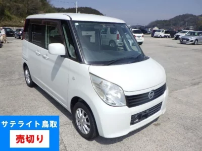 Nissan ROOX  с аукциона в Японии