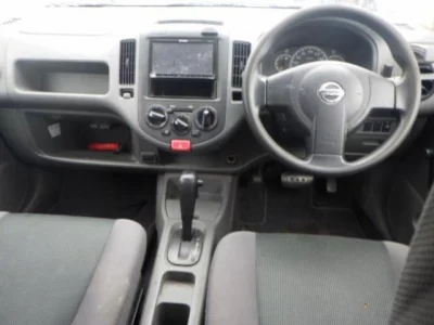 Nissan AD