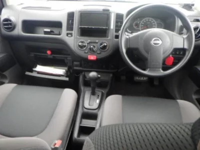 Nissan AD