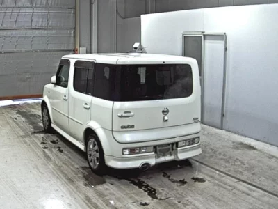 Nissan CUBE  с аукциона в Японии