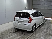 Nissan NOTE лот № 2240 оценка 4  с аукциона в Японии 4