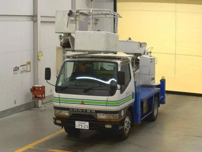 Mitsubishi Fuso Canter