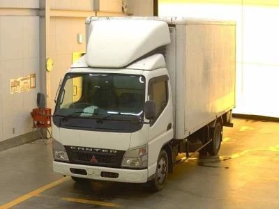 Mitsubishi Fuso Canter