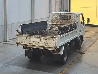 Mitsubishi Fuso Canter