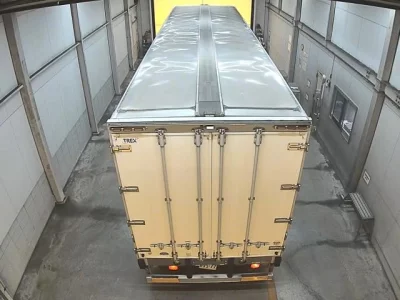 Mitsubishi FUSO TRUCK  с аукциона в Японии