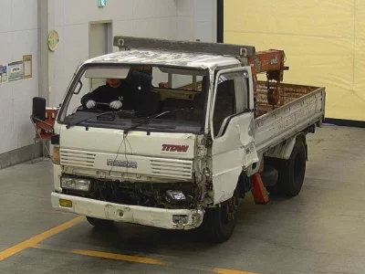 Mazda TITAN