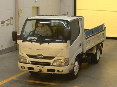 Hino DUTRO  с аукциона в Японии