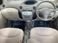 Toyota PLATZ лот № 3026 оценка 3.5  с аукциона в Японии 3