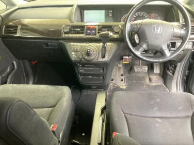 Honda ELYSION  с аукциона в Японии