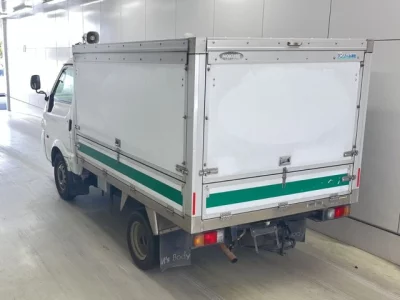 Nissan VANETTE TRUCK