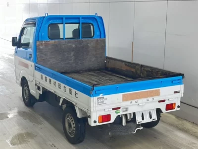 Nissan CLIPPER TRUCK