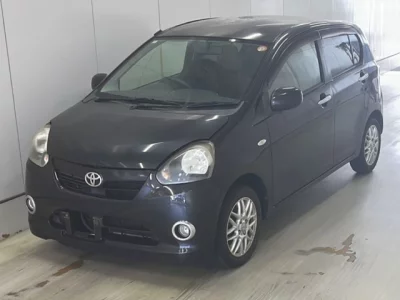 Toyota PIXIS EPOCH  с аукциона в Японии