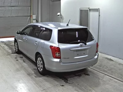 Toyota COROLLA FIELDER  с аукциона в Японии