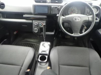 Toyota Succeed