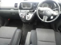 Toyota WISH лот № 9464 оценка 3.5  с аукциона в Японии 2