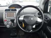 Nissan OTTI лот № 3895 оценка 3.5  с аукциона в Японии 2
