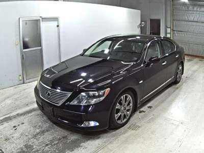 Lexus LS