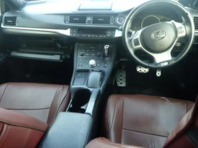 Lexus CT  с аукциона в Японии