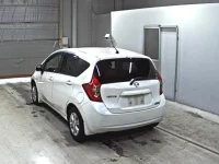 Nissan NOTE лот № 2312 оценка 3.5  с аукциона в Японии 1