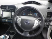 Nissan LEAF лот № 3929 оценка 3.5  с аукциона в Японии 2