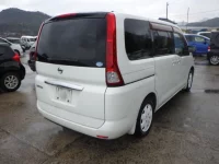 Nissan SERENA лот № 3923 оценка 3.5  с аукциона в Японии 4