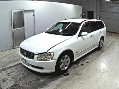 Nissan STAGEA