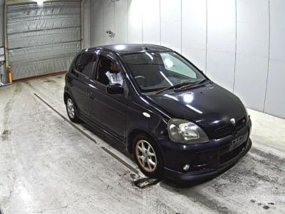Toyota VITZ  с аукциона в Японии
