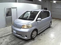 Toyota PORTE лот № 9565 оценка 3.5  с аукциона в Японии 3