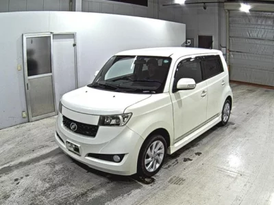 Toyota bB