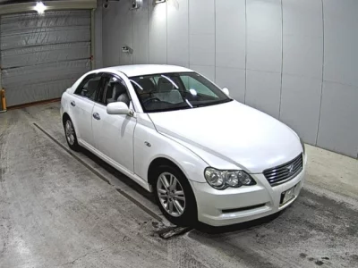 Toyota MARK X  с аукциона в Японии