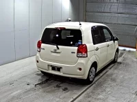 Toyota PORTE лот № 9513 оценка 3.5  с аукциона в Японии 4