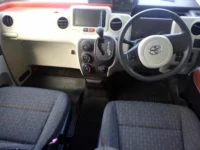 Toyota PORTE лот № 9513 оценка 3.5  с аукциона в Японии 2